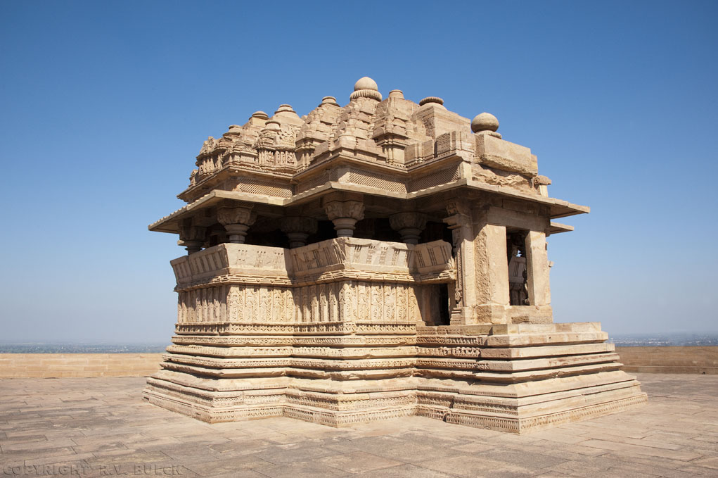 Gwalior Fort, Small Sas Bahu temple.    [ © R.V. Bulck]
